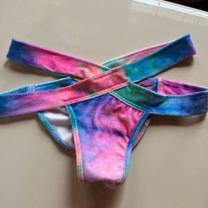 Small Iheartraves Barbie Tie-Dyed dance shorts